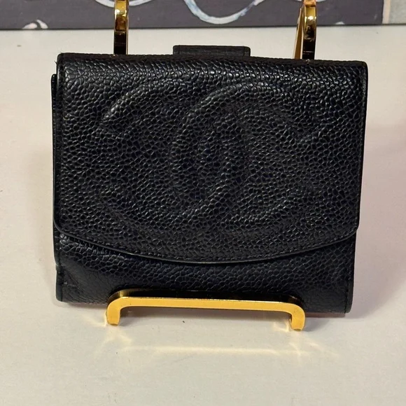 CHANEL Caviar Skin Black Leather Wallet - Picture 14 of 14